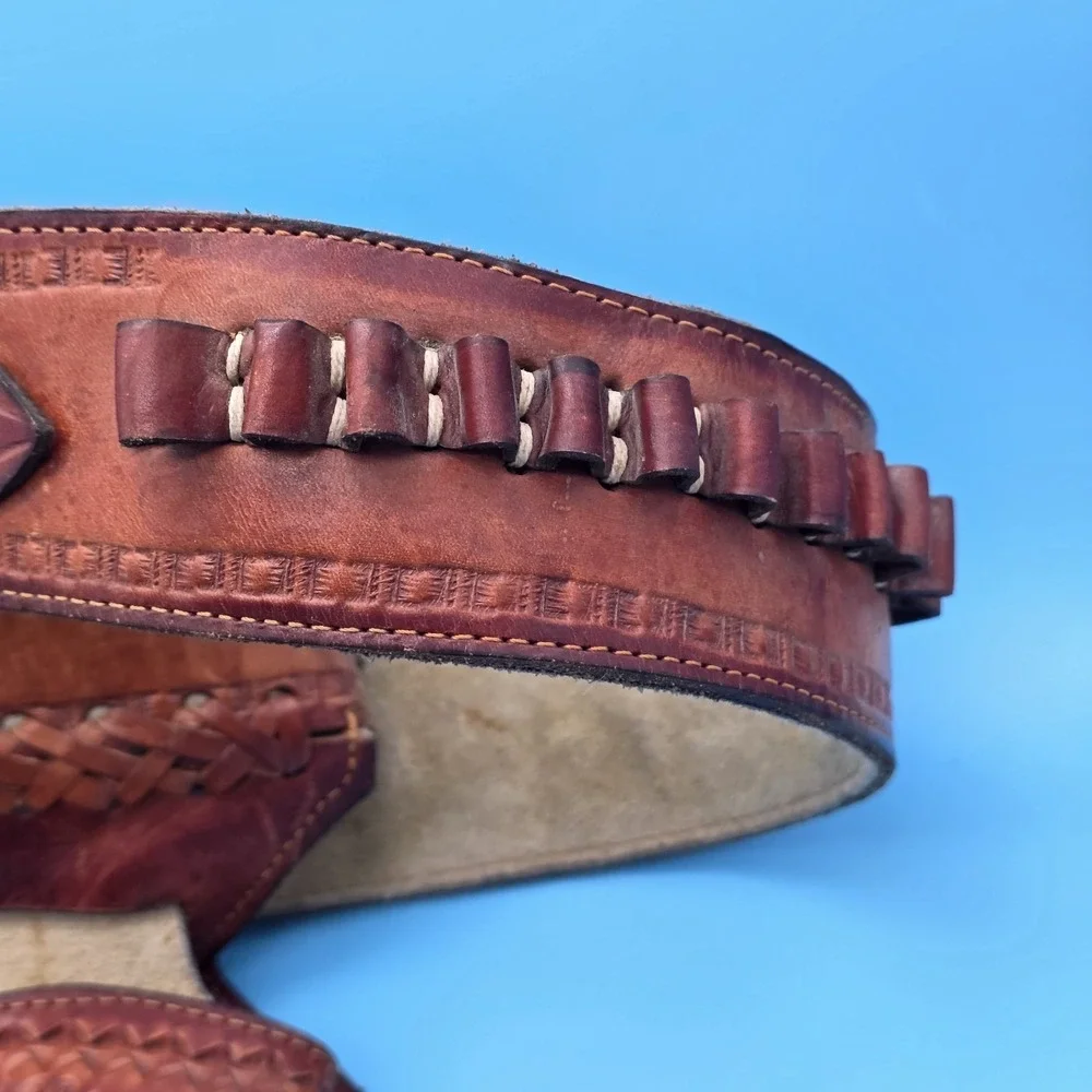 Leather Gun Belt And Holster Deer 42